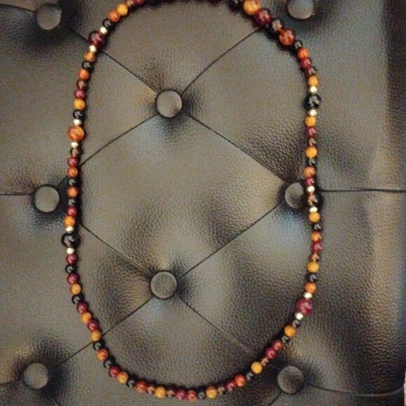 Elegant Multicolor Sizes Beaded Necklace - Picture 5 of 12